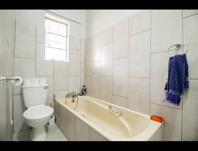 4 BEDROOM FREESTANDING FOR SALE IN BERGSIG